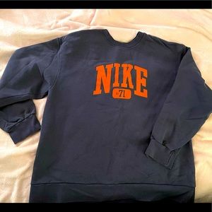 Nike vintage sweatshirt